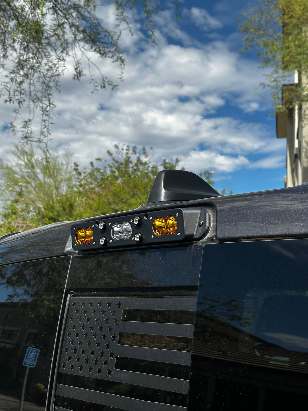 2019+ 1500/TRX/RHO
Ram Third Brake Light/Chase Light With 3 Pods