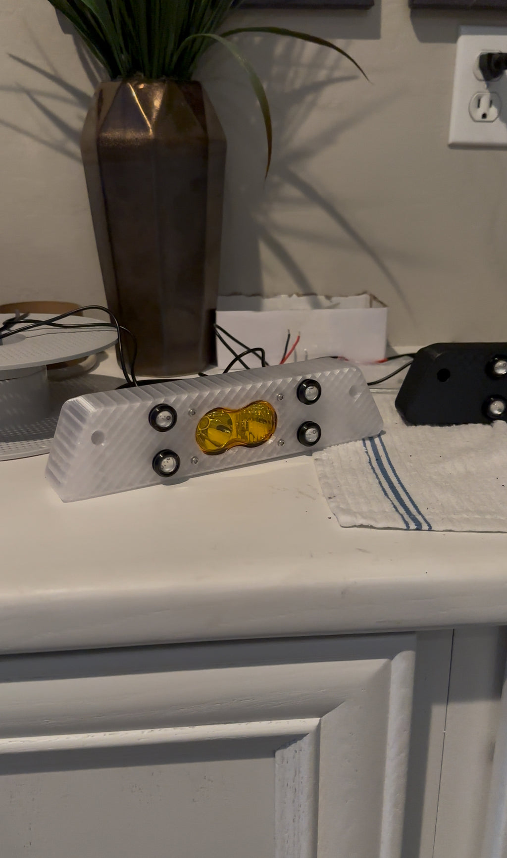 CLEAR 1995-2004 Tacoma Third Brake Light/Chase light