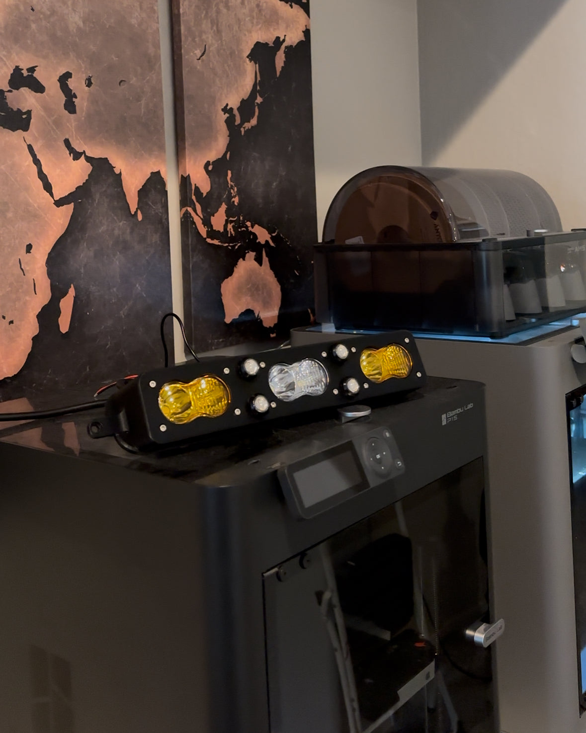 2000–2006 Tundra Third Brake Light/Chase Light With 3 Pods