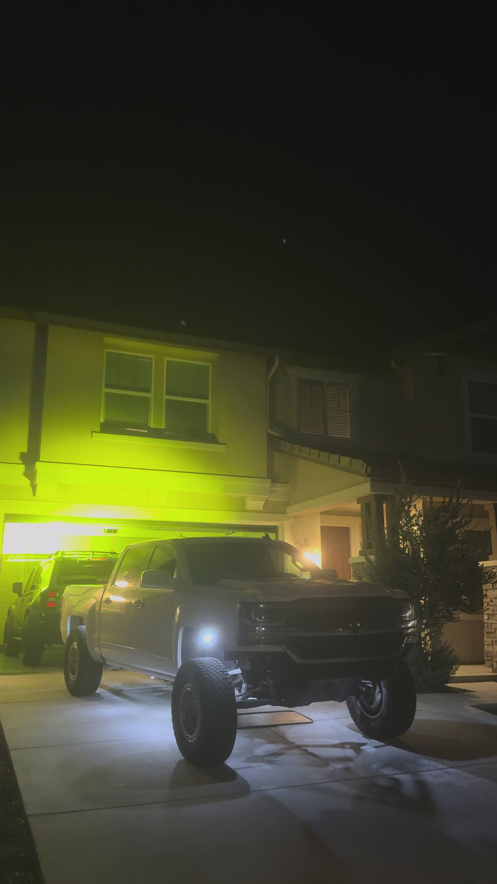 2014-2018 Chevy/GMC Third Brake Light/Chase Light With 3 Pods